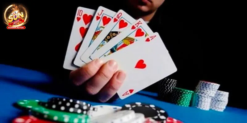 Poker Sunwin: Tựa Game Casino Đáng Trải Nghiệm Nhất 2024 3 Chia sẻ cách cược cụ thể qua từng vòng